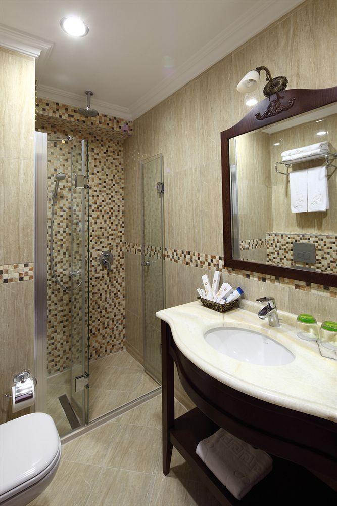 Divalis Hotel Istanbul Exterior photo